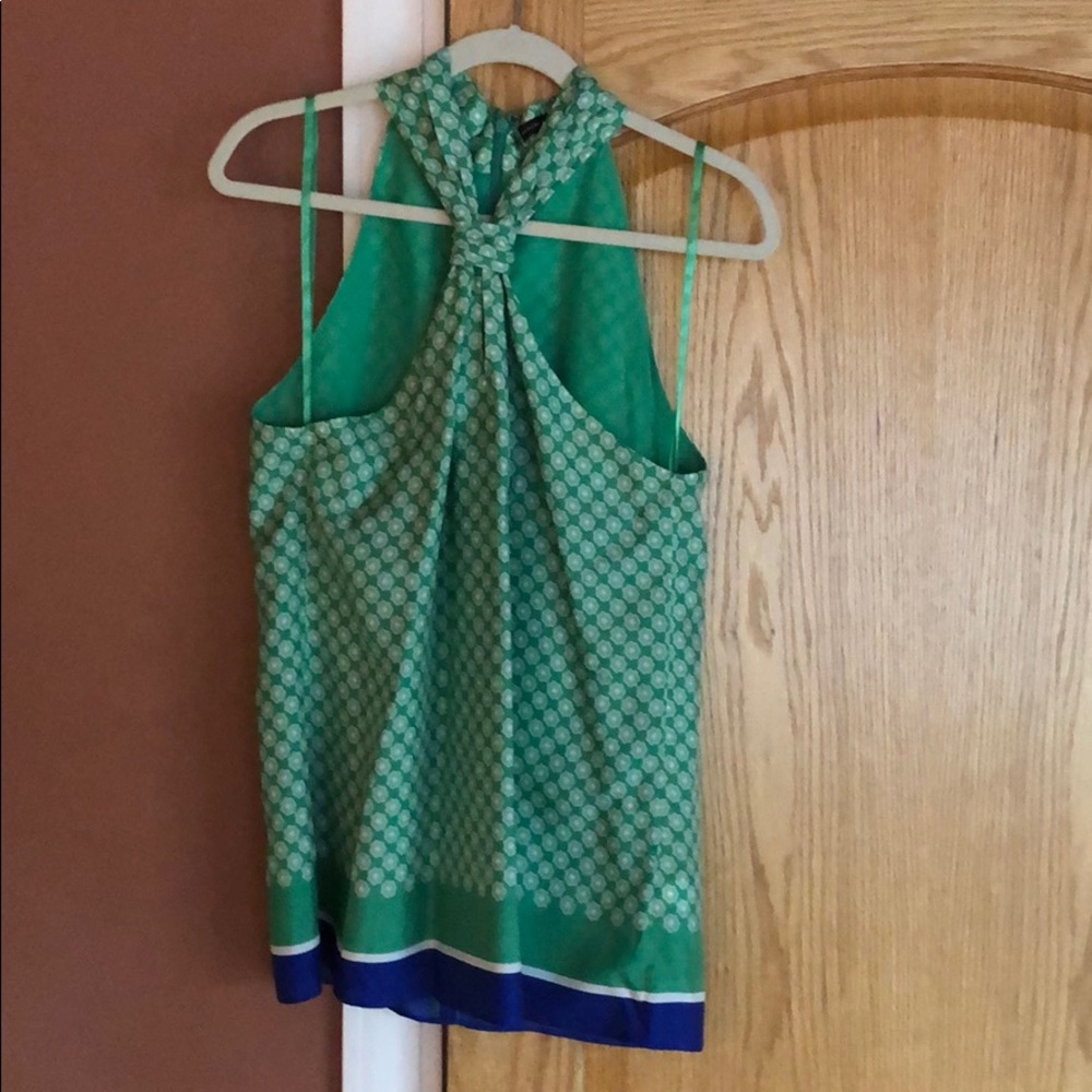 Women’s Banana Republic sleeveless blouse.